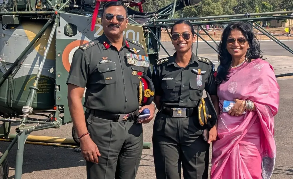 Indian Amry Aviation Wings: कौंन हैं कैप्टन रिया श्रीधरन? पिता के पद्चिन्हों पर चल कर भारतीय सेना की एविएशन विंग्स में बनीं अफसर 8 Indian Army Aviation Wings: Who is Captain Riya Sreedharan? Becomes an Officer in Indian Army Aviation Wings, Following in Her Father's Footsteps