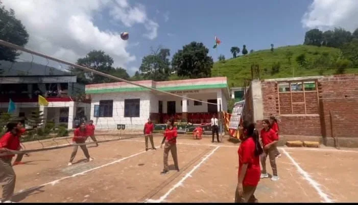Jammu-Kashmir: Indian Army Coaching Empowers Girls in Volleyball, to Represent the State in National Tournament.