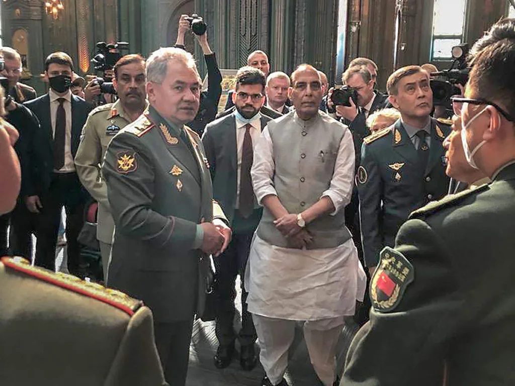 Defence Minister Rajnath Singh to Visit Russia: INS Tushil to be Inducted into Indian Navy