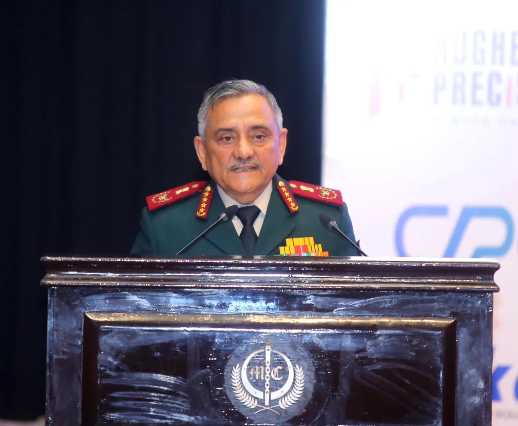 Indian Space Strategy: भविष्य की जंग के लिए तैयार हो रहीं भारतीय सेनाएं, अंतरिक्ष से रखी जाएगी दुश्मनों पर नजर 10 Indian Space Strategy: Preparing for Future Wars, Keeping an Eye on Enemies