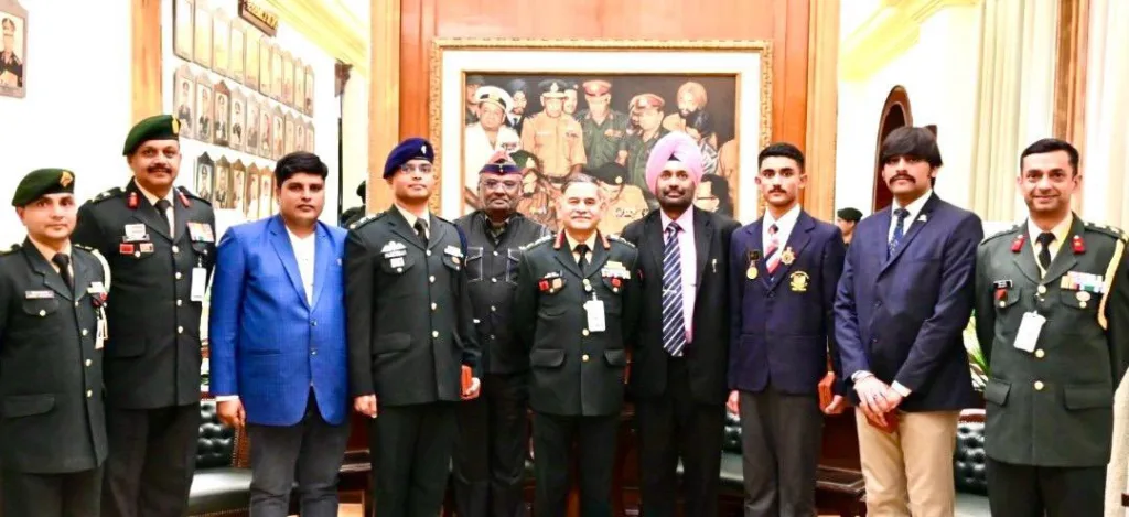Indian Army: Historic Photo Disappears from Army Chief's Office Wall, Former Officers Question if Government is Overlooking Indian Army's Glorious Victory