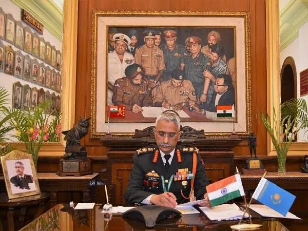 Indian Army: Historic Photo Disappears from Army Chief's Office Wall, Former Officers Question if Government is Overlooking Indian Army's Glorious Victory