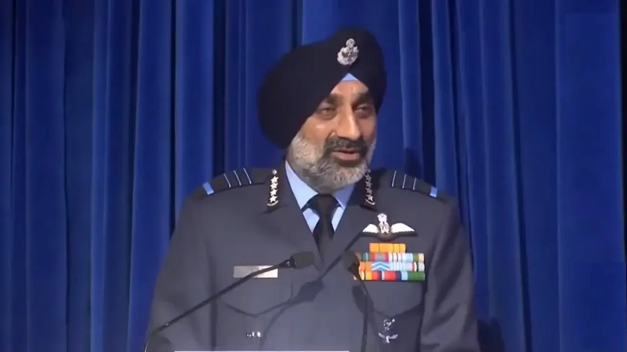 Indian Air Force self-reliance: IAF चीफ का बड़ा बयान; चीन के नए स्टील्थ फाइटर जेट्स से सीखे भारत, आत्मनिर्भरता ही है रास्ता 1 Indian Air Force Self-Reliance: IAF Chief Stresses on Lessons from China Stealth Jets