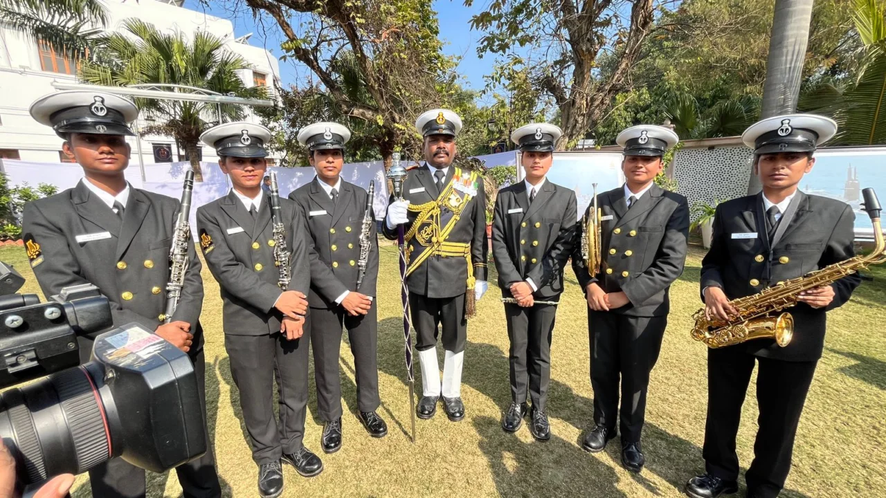 Republic Day Parade: Navy's 'Atmanirbharta' Tableau to Feature Women Agniveers in Band for the First Time!