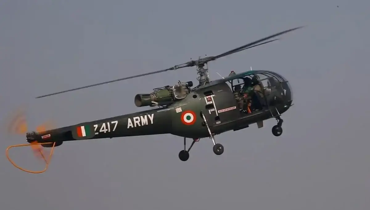 Indian Army Helicopter Fleet: पुराने हेलीकॉप्टर बेड़े को बदलेगी भारतीय सेना, शामिल करेगी 250 नए चॉपर, ये कॉप्टर हैं रेस में 6 Indian Army Helicopter Fleet Upgrade: 250 New Choppers to Replace Aging Fleet