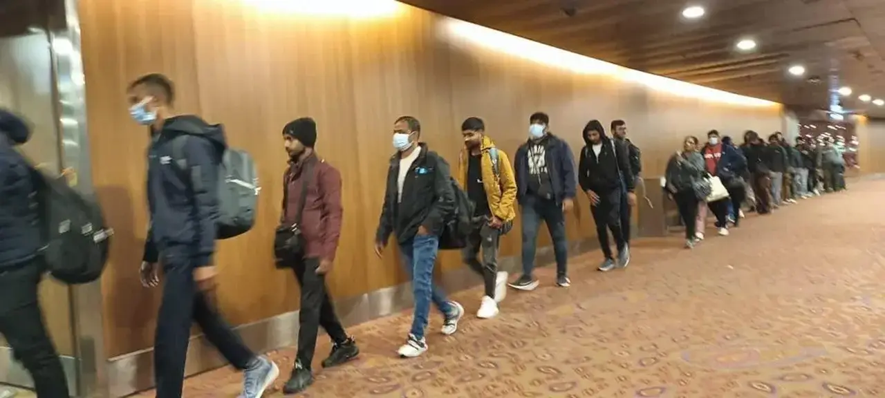 Indian Illegal Migrants: Indians Deported in Shackles from the US! Will PM Modi Still Call Trump 'My Dear Friend'?