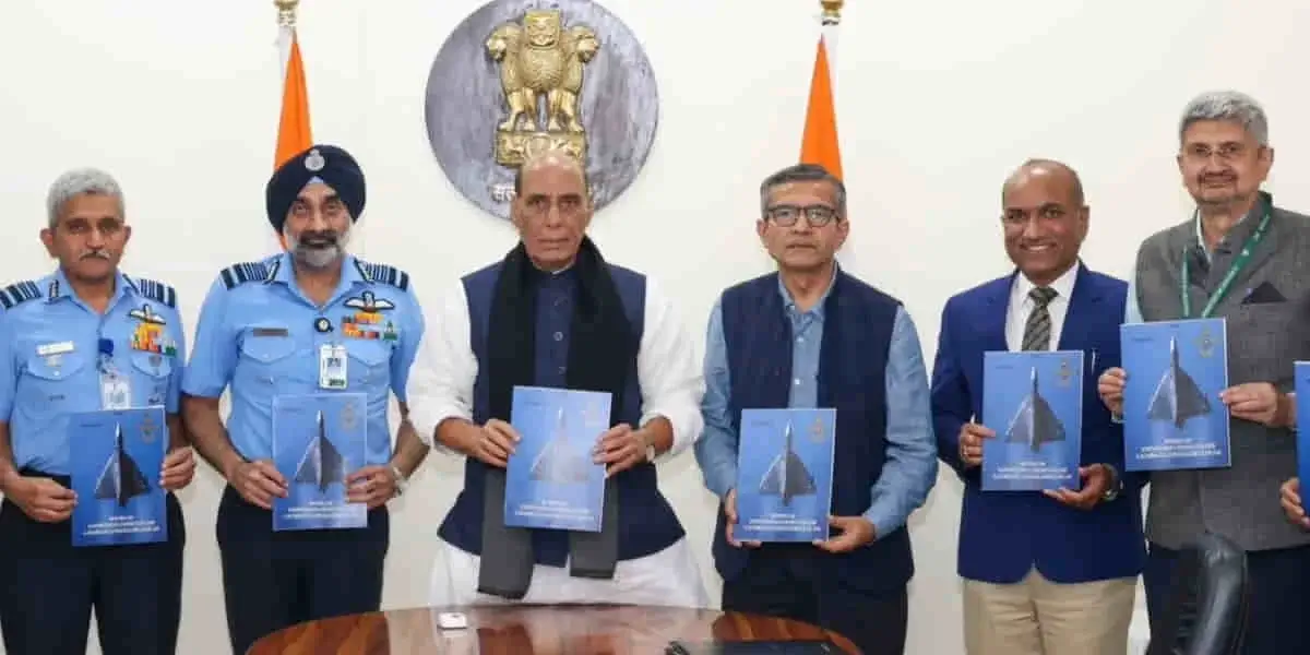 LCA Tejas Delay: क्या भारत में अब निजी कंपनियां बनाएंगी फाइटर जेट? राजनाथ सिंह को सौंपी रिपोर्ट, क्या होगा HAL का रोल? 14 LCA Tejas Delay: Will Private Companies Now Build Fighter Jets in India? Report Submitted to Rajnath Singh – What’s HAL’s Role?
